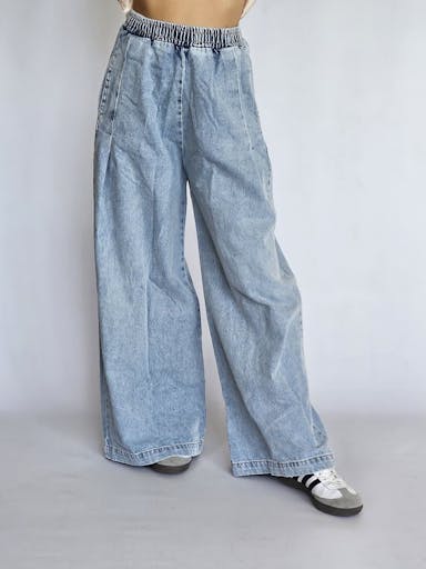 Elastic Waist Jeans