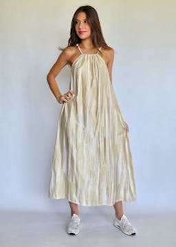 Beige & Gold Dressindex